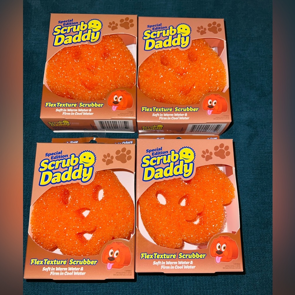 Scrub daddy dog